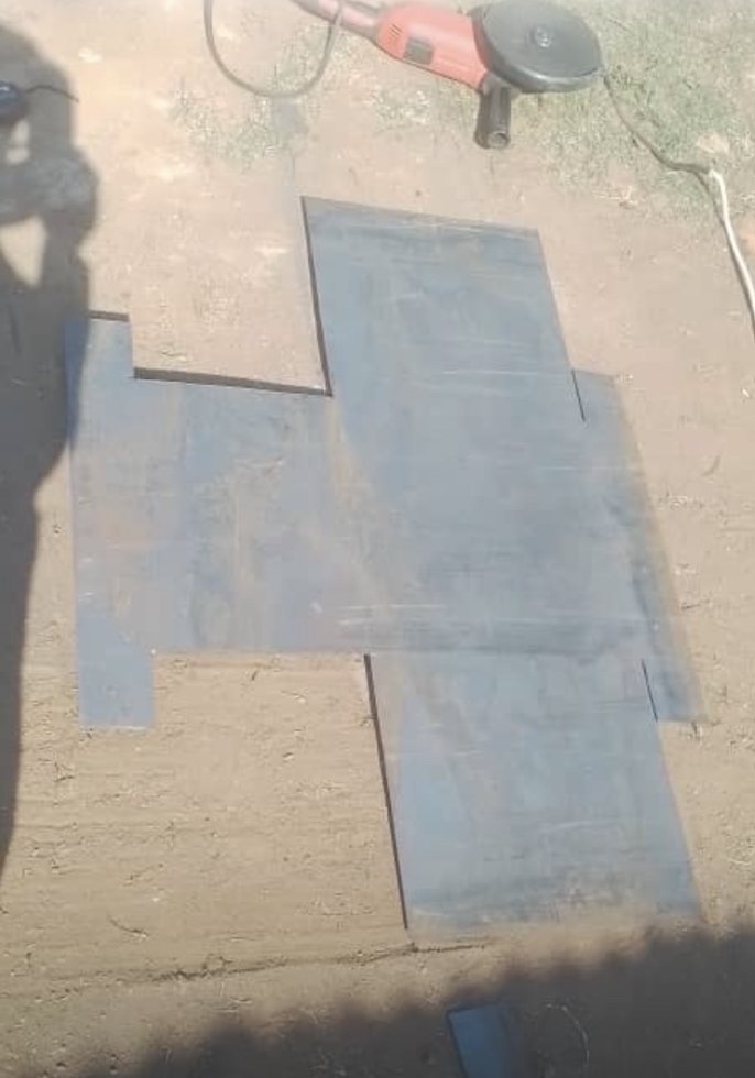 Second cooker: cutting the sheet-metal blank